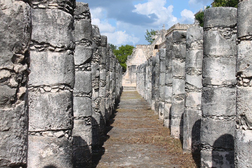 ancient mayan ruin in mexico