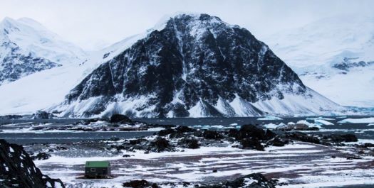 Jenny and Leonie Islands